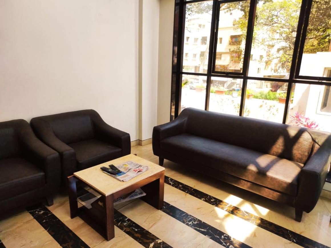 Hotel Manasi Inn 사타라 외부 사진